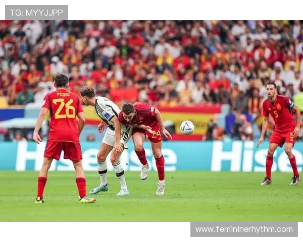 无球跑动与前插：B费的进攻方式