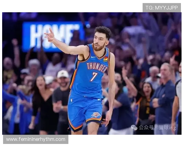 切特·霍姆格伦利用挡拆拉开空间效率提升，明显优于新秀同期表现